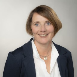 Claudia Schmeinck Claudia Schmeinck